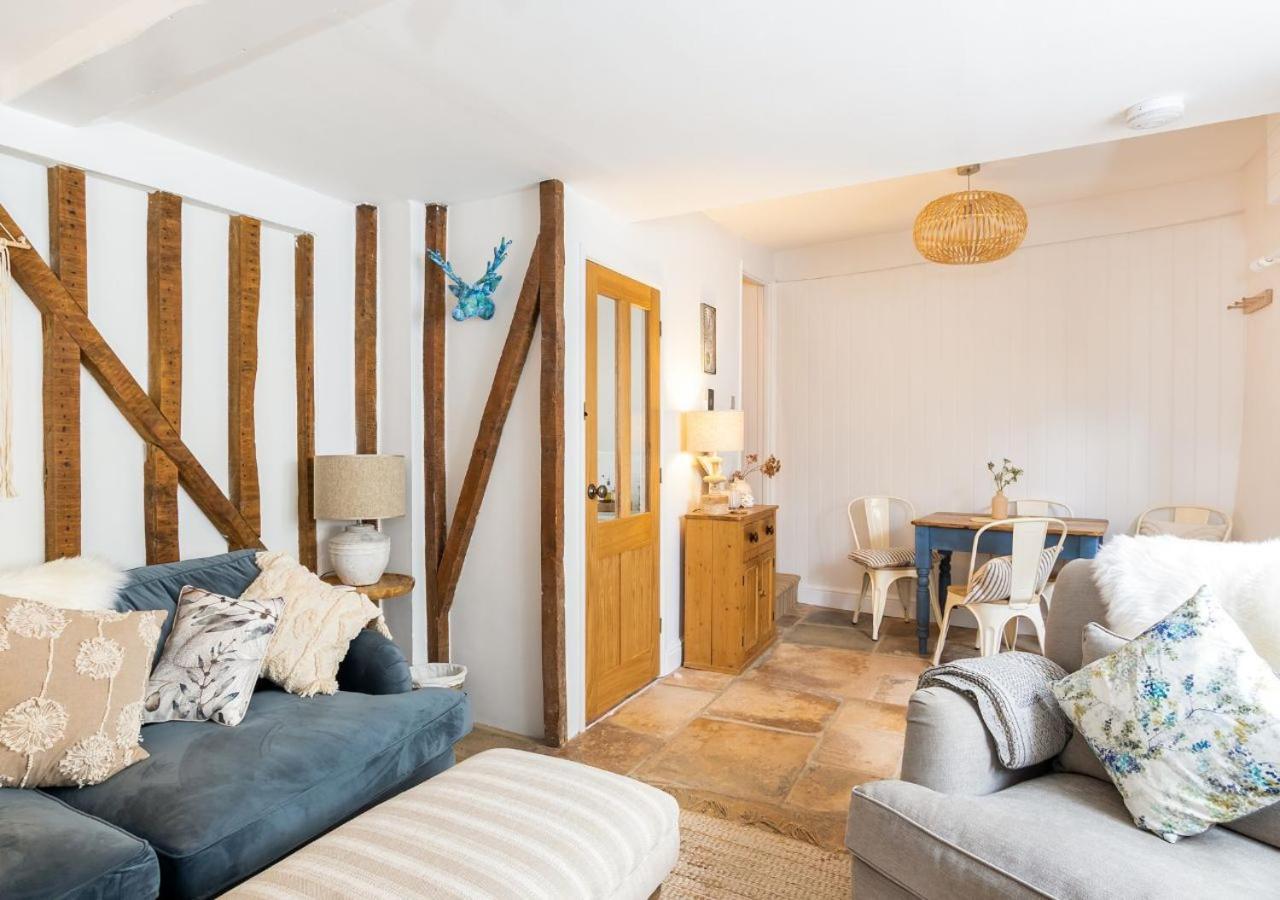 Сasa de vacaciones Windsor - Bolthole In The Heart Of Cn!